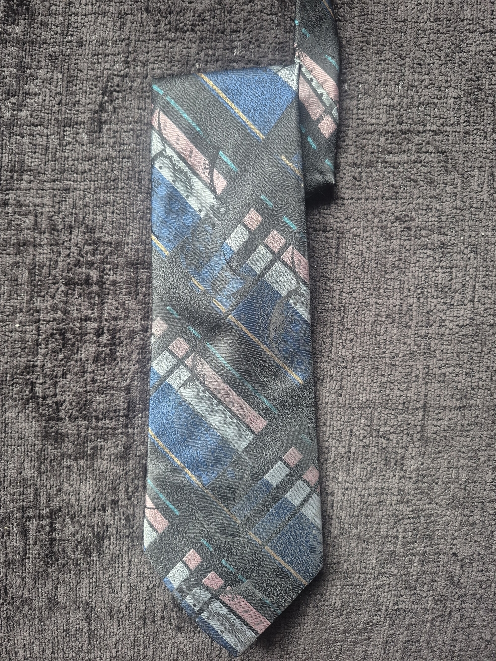 Vintage Martino Milano Geometric Pattern Men's Tie - 90's Style!